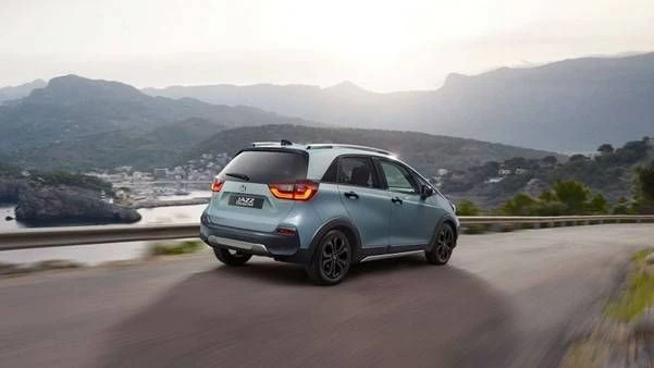 Front & Rear Parking Sensors